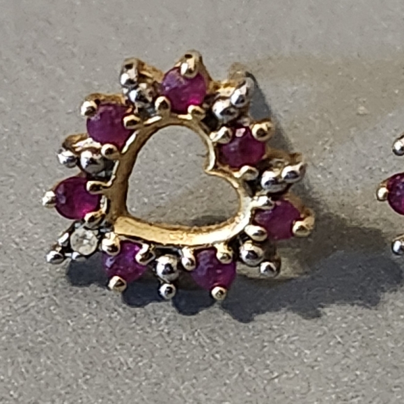 10K YELLOW GOLD Pink Sapphire & Diamond Heart Stud Earrings - Picture 4 of 4